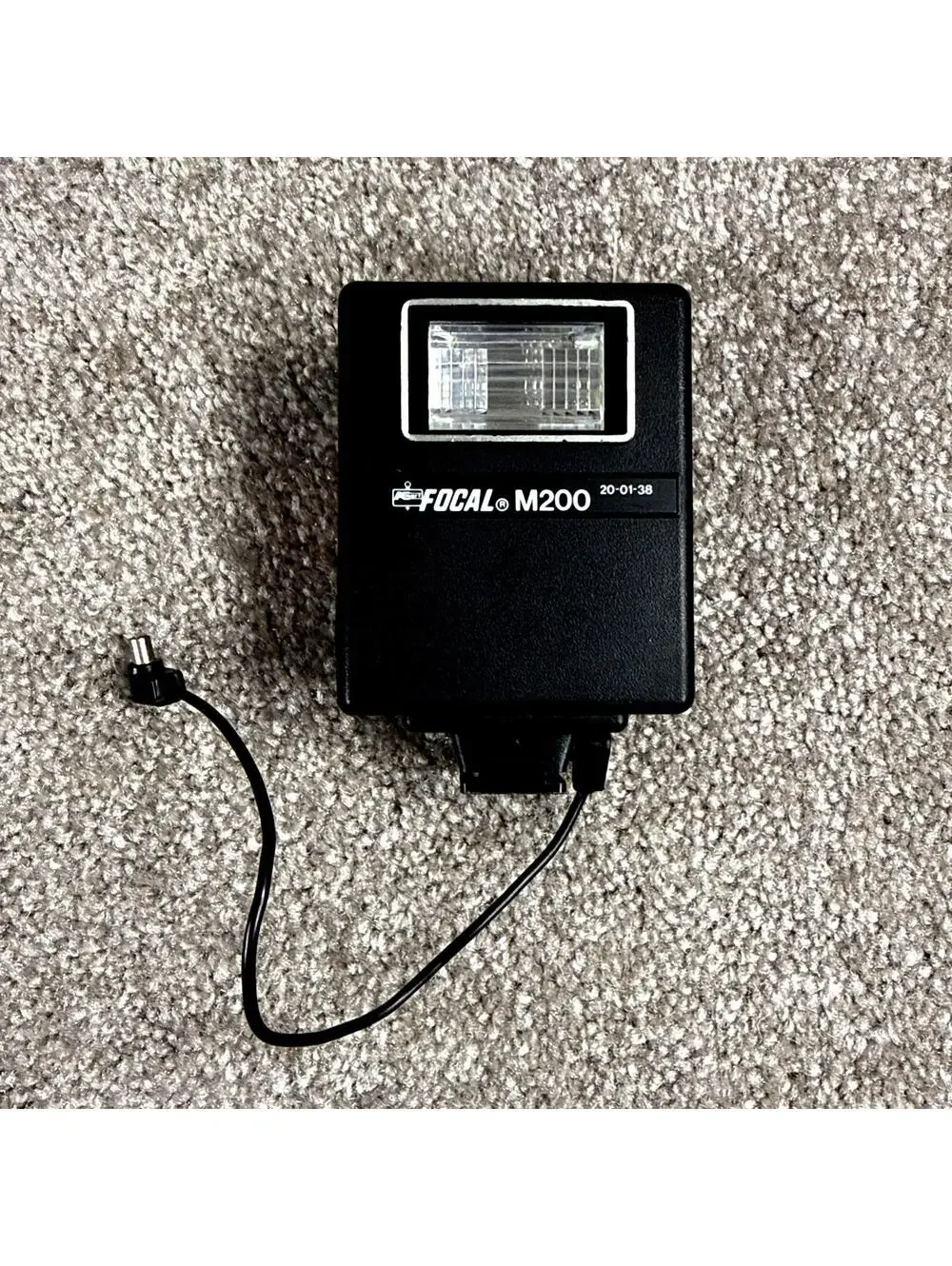 Focal M-200 Flash 20-01-21 Electronic Flash Unit For Camera 35mm K-Mart